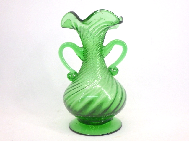 琉球ガラス 　花瓶　緑
